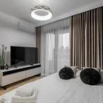 Pychowicka Prestigious Black&cashmere By Bookinghost Appartement