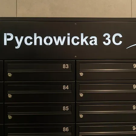 Pychowicka Prestigious Black&cashmere By Bookinghost * Krakov