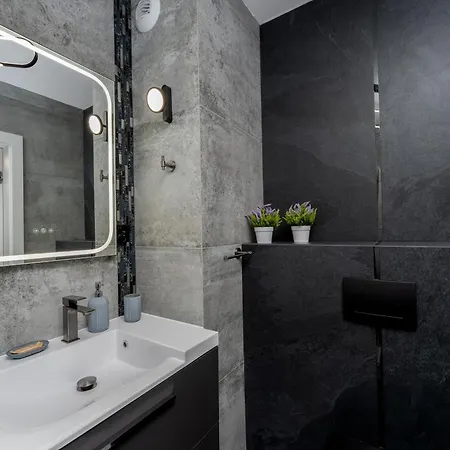 Pychowicka Prestigious Black&cashmere By Bookinghost Apartmán *