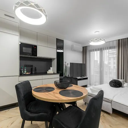 Apartmán Pychowicka Prestigious Black&cashmere By Bookinghost