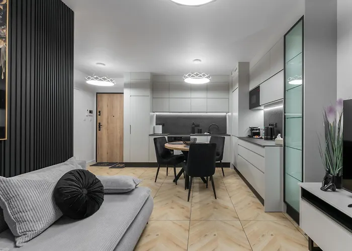 Pychowicka Prestigious Black&cashmere By Bookinghost * Krakow