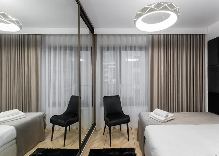 Pychowicka Prestigious Black&cashmere By Bookinghost Appartamento