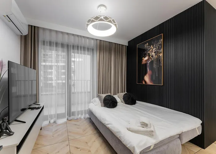 Pychowicka Prestigious Black&cashmere By Bookinghost Appartamento *